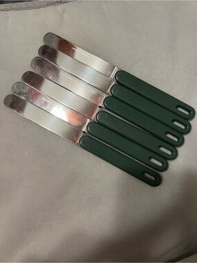 Vintage MIC Japan Green Handle Butter Knives Set of 6 Serrated Stainless Steel